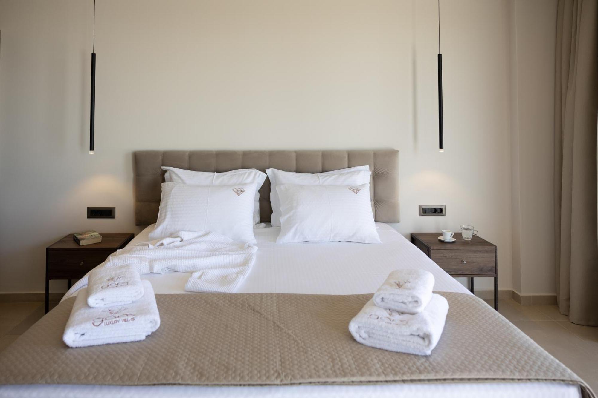 Gem Villas Luxury Sea View Karavádhos Exterior photo